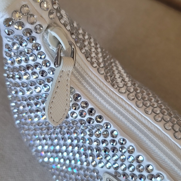 🦋NWT🦋 Prada Satin Crystal Mini Re-Edition Bag - Picture 9 of 13